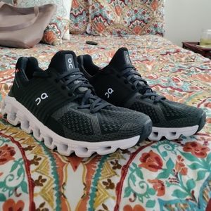 On Running Cloudswift Black US 7